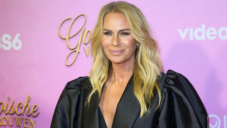 Ellemieke Vermolen bij de première van Gooische Vrouwen