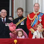 Prins Philip, prins Harry, prins William, hertogin Kate, prins George en prins Louis, 2017