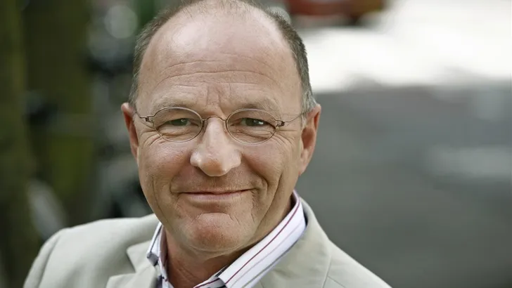 Oud-presentator Kees Driehuis (67) overleden 
