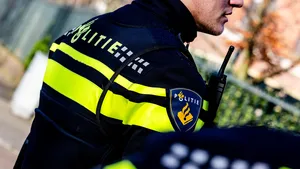 Politie houdt bestuurder Chevrolet Silverado aan