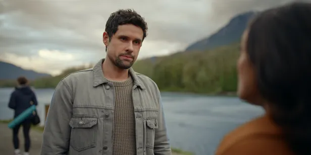 Benjamin Hollingsworth als Dan Brady