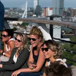 Rooftopbar Euromast: genieten op grote hoogte 