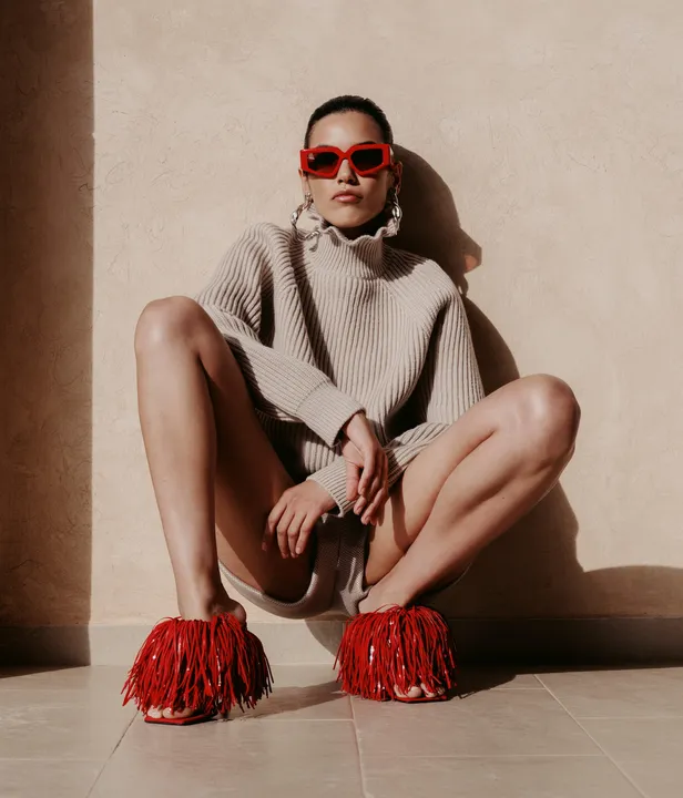 Van grote strikken tot franjes: de looks die we deze lente overal gaan zien