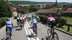 TOUR VANDAAG: Op Le Quatorze Juillet de Alpen