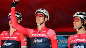 Eens of oneens: "De Giro-selectie van Trek-Segafredo is te zwak om Mollema bij te staan in het hooggebergte"