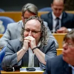 NR5020 Column Jerry Hormone Dion Graus Derde Kamer