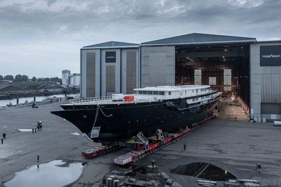 jeff bezos yacht nederland