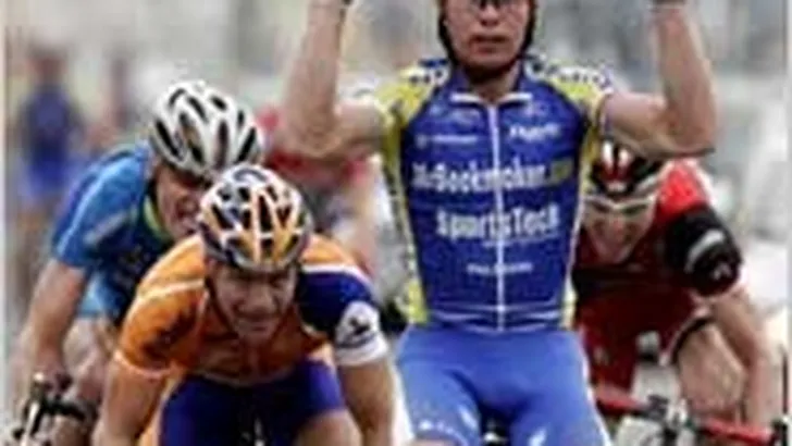 Een jaar schorsing voor Van Dijk