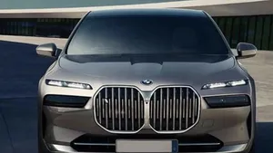 Mein Gott! Giganeus BMW i7 gelekt