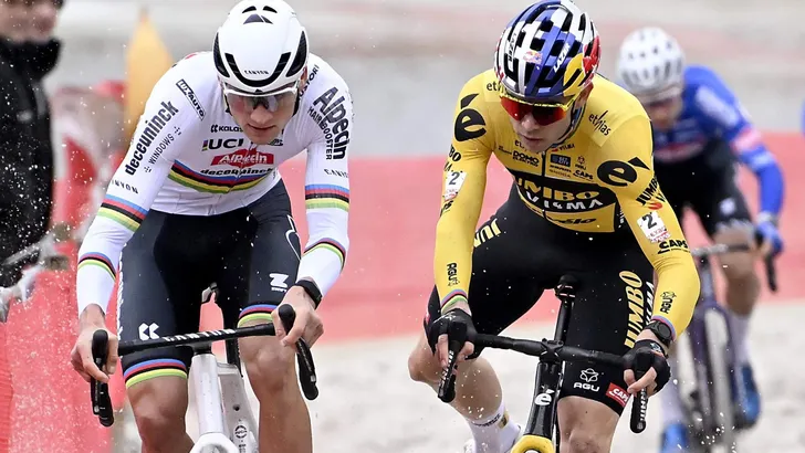 elite Exact Cross trophy on the Zilvermeer Mol 2023 men