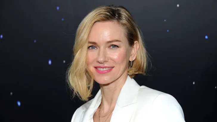 Actrice Naomi Watts: 'Laten we stoppen met die zwijgcode over de overgang'