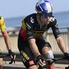 Wout van Aert verschiet pijlen bij demarrages Pogacar: 'Hij begon vroeg en het was telkens snoeihard'