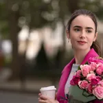 EMILY IN PARIS (2020) - LILY COLLINS.