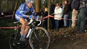 Albert laat Nys achter zich in cross van Gieten