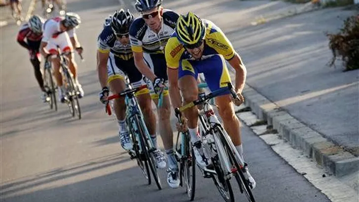 Regen veroorzaakt chaos tijdens Amstel Curacao Race