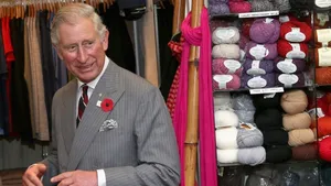 Prins Charles begraaft truien, is teleurgesteld over oogst  