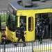 Een team van commando’s doorzoekt de tram waarin Gökmen T. vier mensen vermoordde