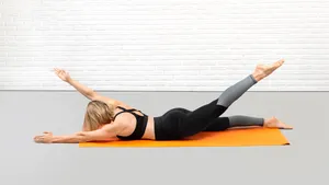 Hoe de Pilates swimming oefening je onderrug versterkt en beschermt