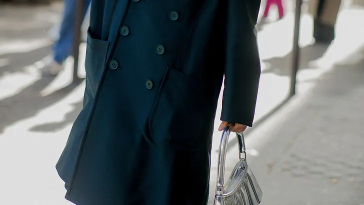 Op = op: deze waanzinnige jas is hét gesprek van de dag en kost bijna niets