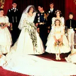 prinses Diana in haar trouwjurk