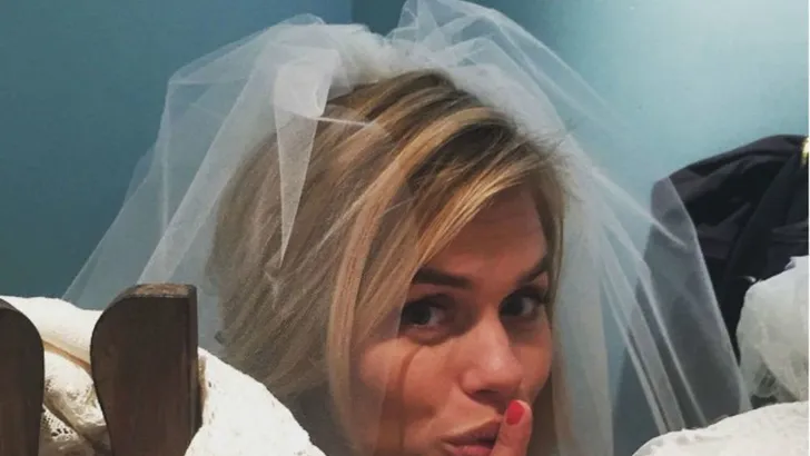 Hilarische face swap video Nicolette van Dam