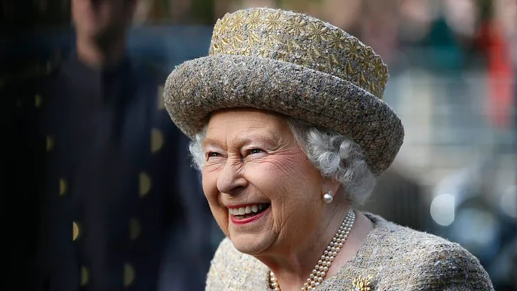 Dolletjes: koningin Elizabeth bezit een McDrive