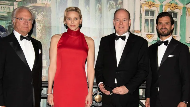 Monaco: royals maken catwalk van F1