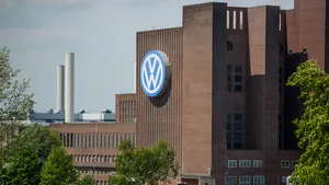 Waarom Volkswagen zijn toekomst noodgedwongen buiten Duitsland bouwt