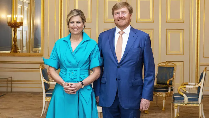 Máxima kiest voor azuurblauw