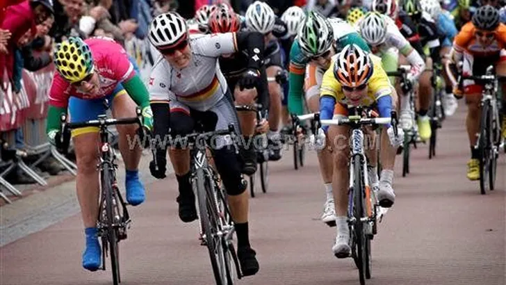 Specialized-Lululemon wint ploegentijdrit