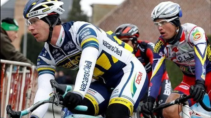Geen Giro voor Markus door gebroken duim