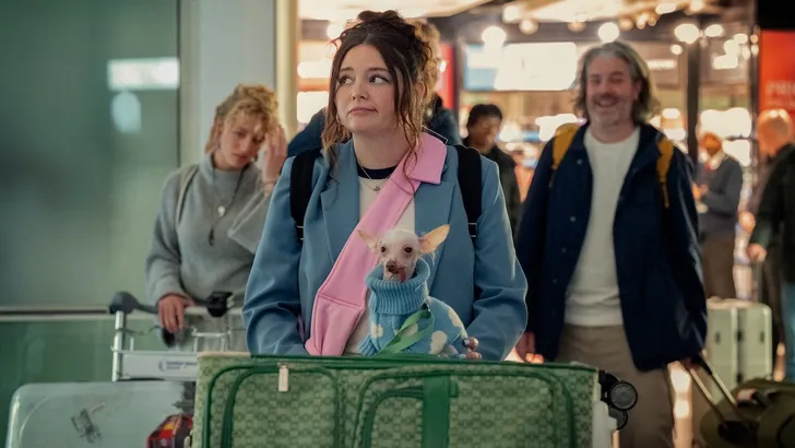 Megan Stalter als Jessica in Too Much