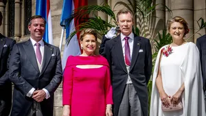 Einde tijdperk in Luxemburg: Groothertog Henri draagt na 25 jaar de kroon over aan zijn zoon