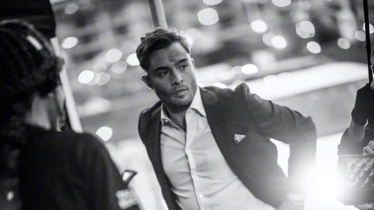 Ed Westwick opnieuw met billen bloot na cheating schandaal