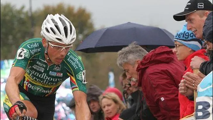 Nys voert show op in Jaarmarktcross Niel