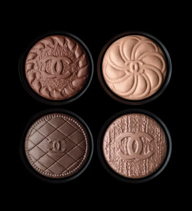 Les 4 Ombres Boutons limited editions (afgebeeld: 219) van Chanel | €82