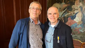 Piet de Haan na het weigeren van zijn lintje
