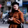 Door deze mode-etiquette zorgen Parisiennes ervoor dat ze altijd goed voor de dag komen