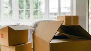verhuisdozen in woning - verhuizen