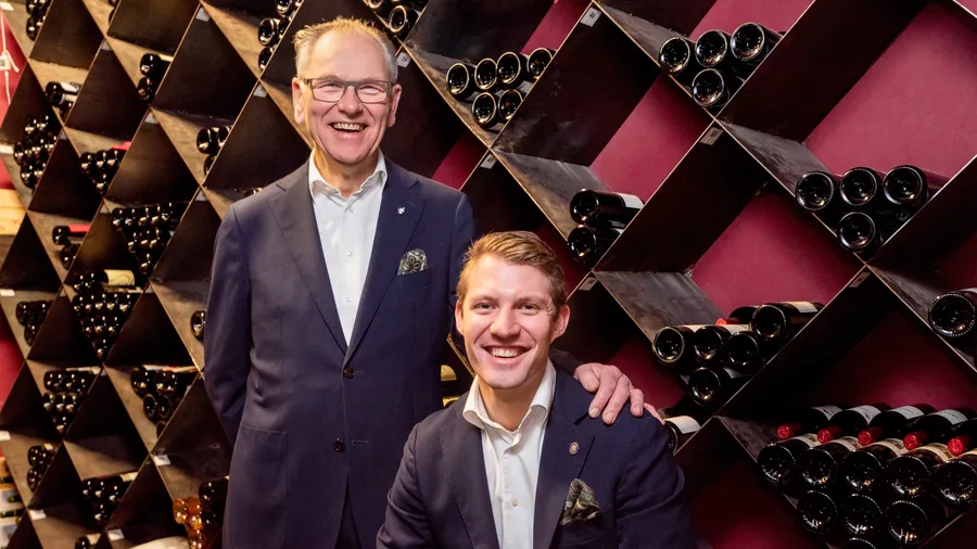 Links Peter Bruins rechts Niels van Overmeire