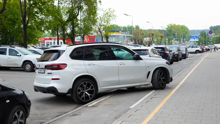 Man koopt de goedkoopste BMW X5M en dit is wat er allemaal mis mee is