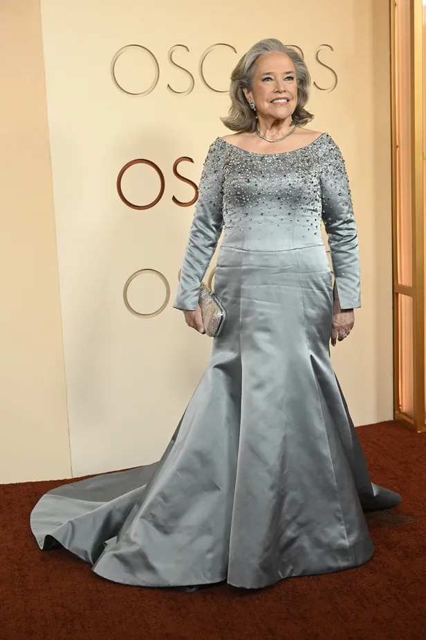 Kathy Bates in Vera Wang