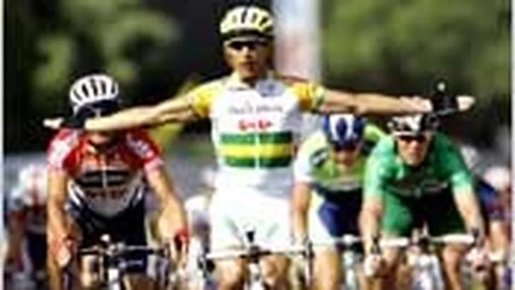 McEwen blijft Davitamon trouw