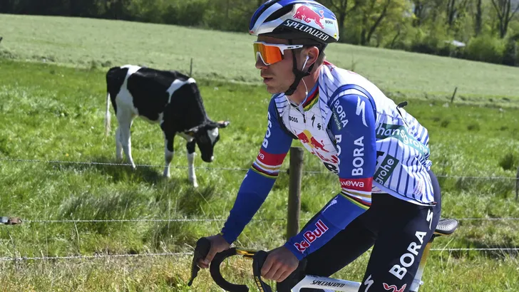 Remco Evenepoel op verkenning voor Luik-Bastenaken-Luik.