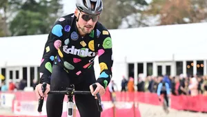 Tom Boonen blijkt een boontje te hebben voor twee Nederlandse klassiekerspecalisten. Tim en Mick van Dijke vallen flink in de smaak bij de ex-wereldkampioen.
