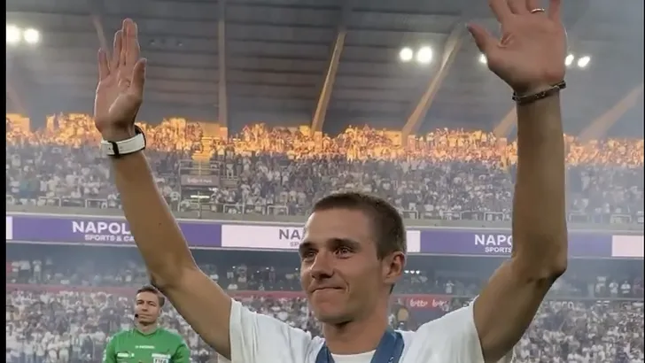 remco evenepoel in stadion anderlecht