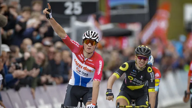 Mathieu van der Poel heeft er zin in: 'Hoop op een lange finale'