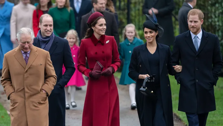 10 Gekke regels waar Britse royals zich aan moeten houden