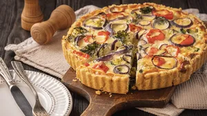 Kleurrijke groentequiche