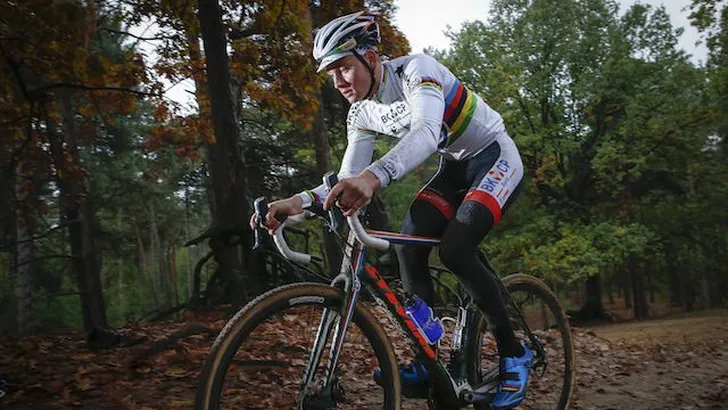 Rentree Van der Poel niet in gevaar na valpartij